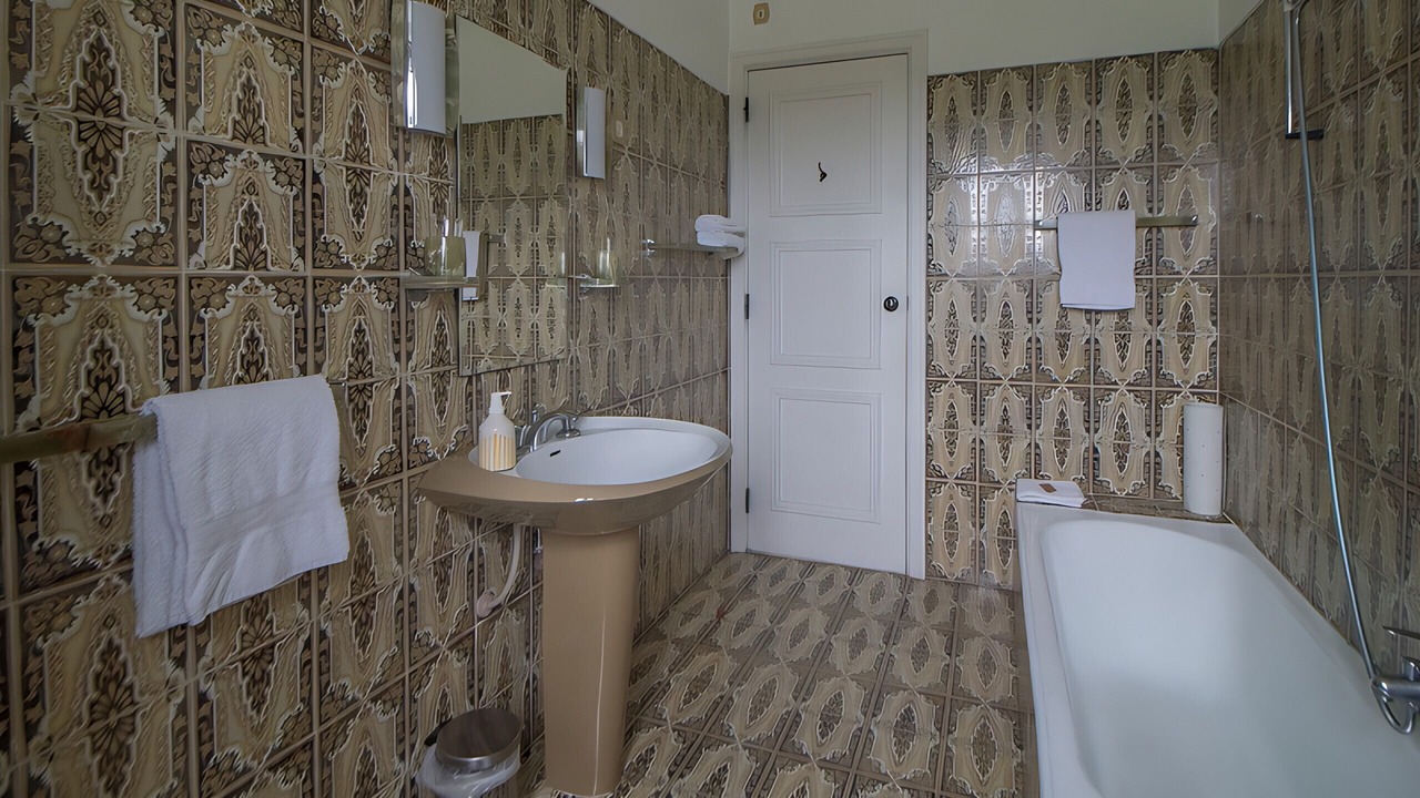 Photo of Bathroom in Serta