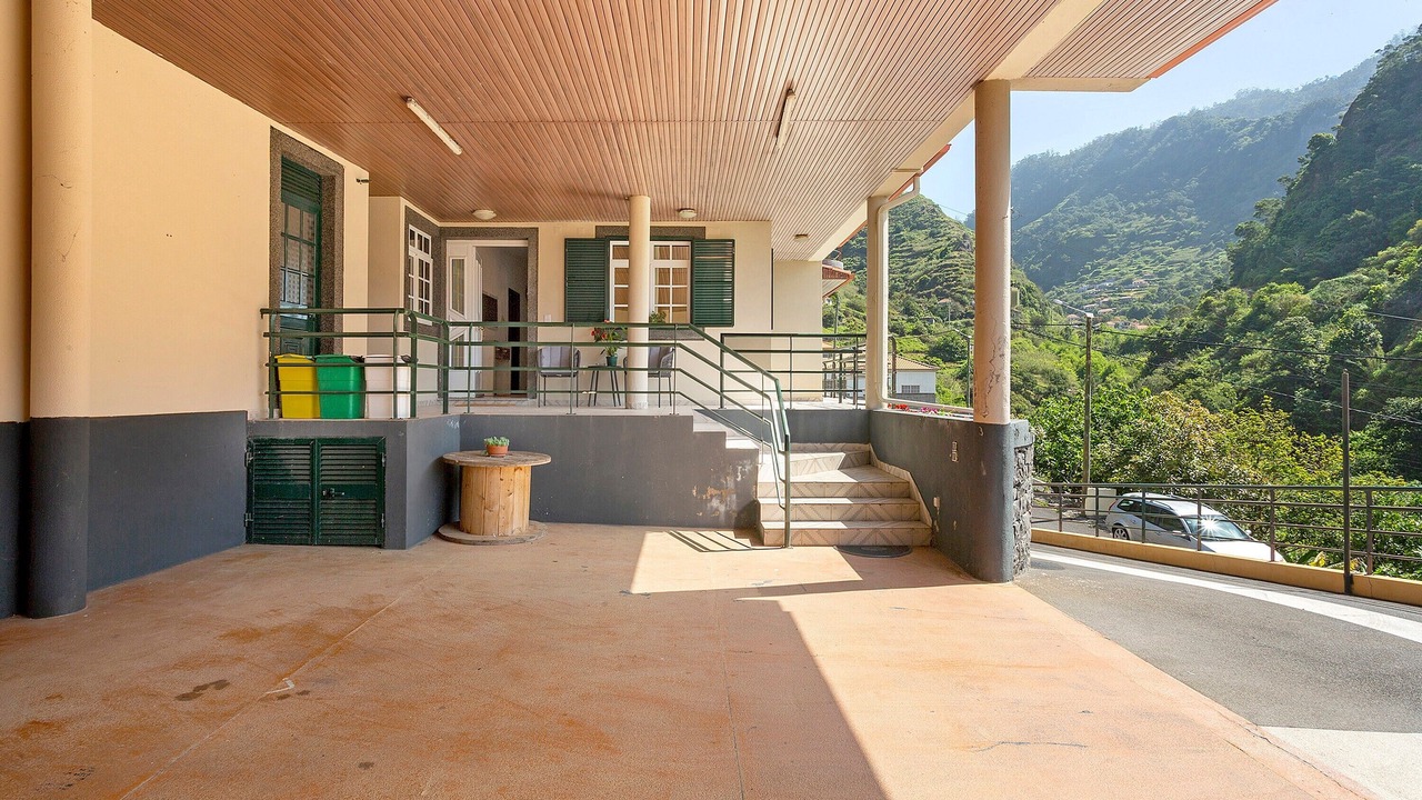 Photo of Patio Balcony in Tabua