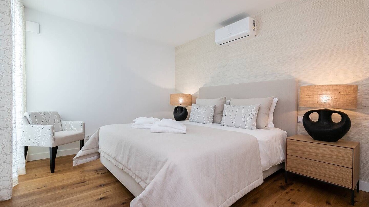 Photo of Bedroom in Fuseta