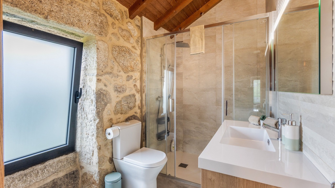 Photo of Bathroom in Vale de Cambra