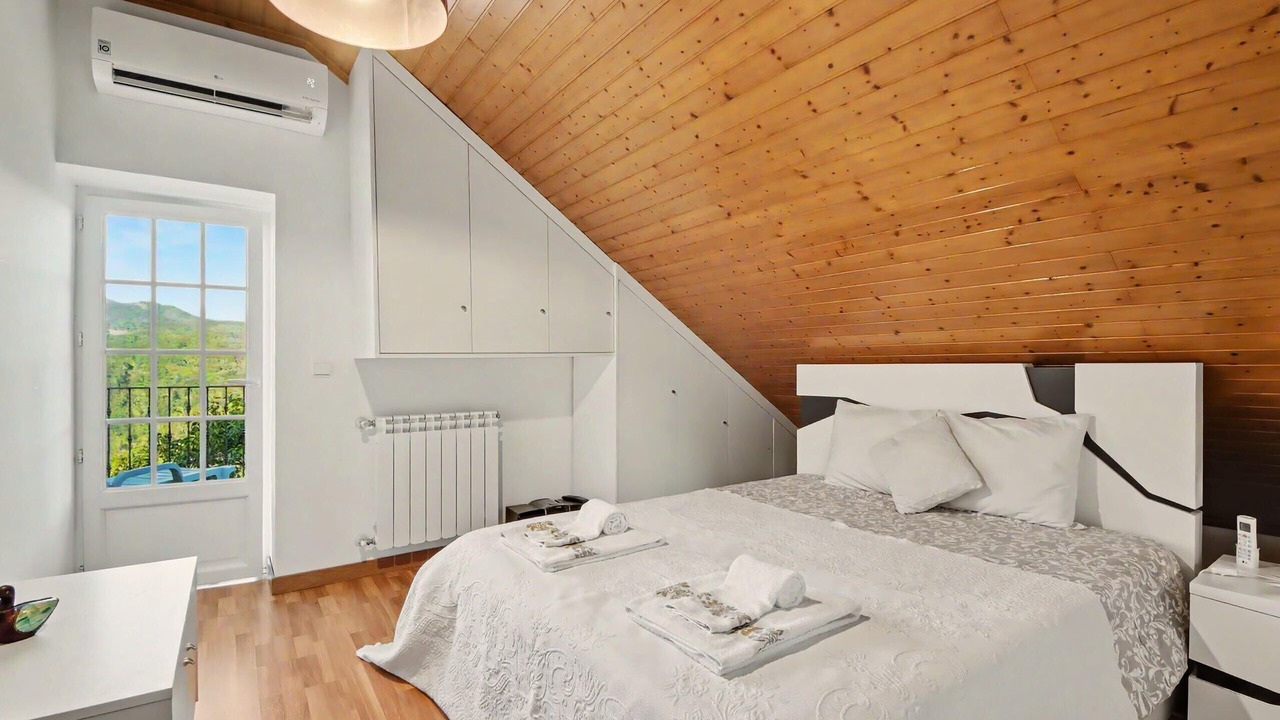 Photo of Bedroom in Vale de Cambra