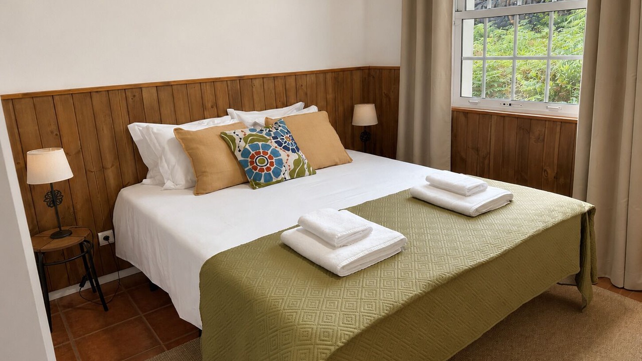 Photo of Bedroom in Lajes do Pico