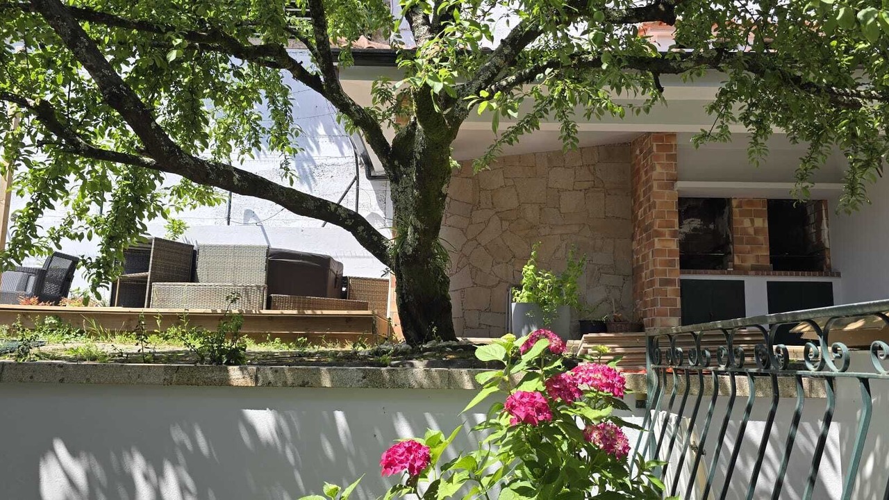 Photo of Outdoor in Gualtar