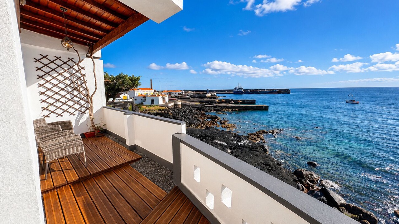 Photo of Patio Balcony in Cais do Pico