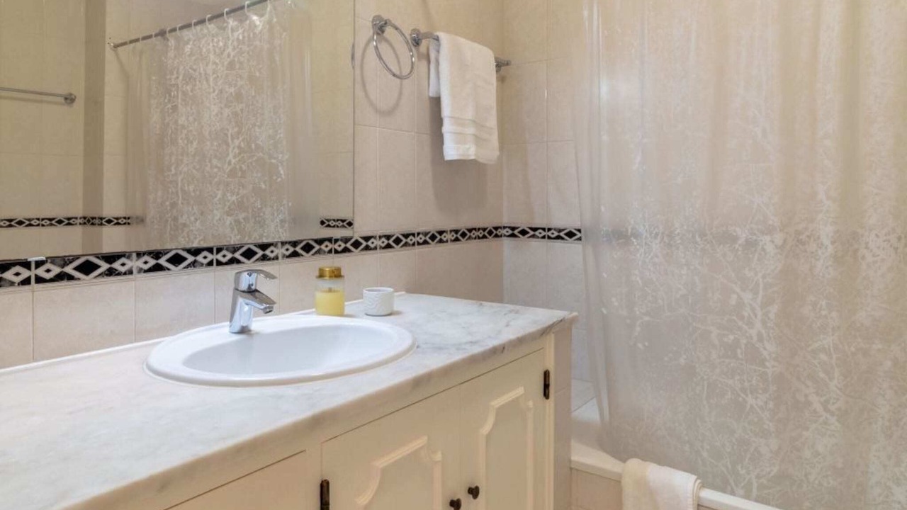 Photo of Bathroom in Funchal
