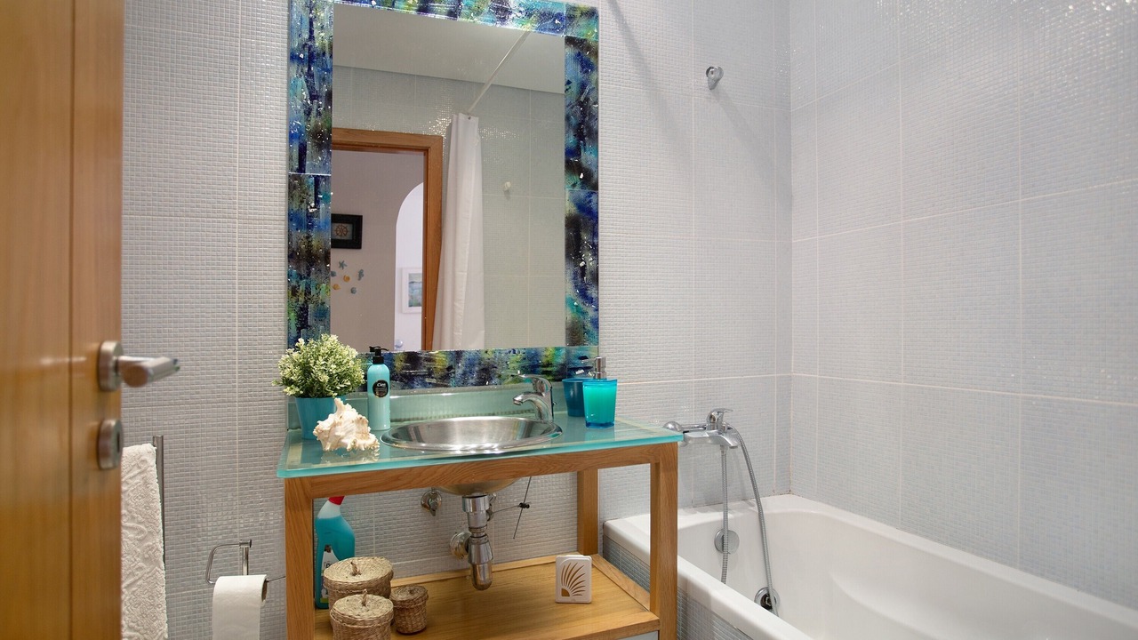 Photo of Bathroom in Atalaia
