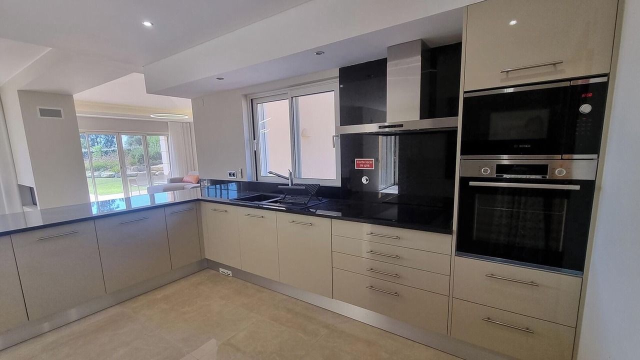 Photo of Kitchen in Estombar