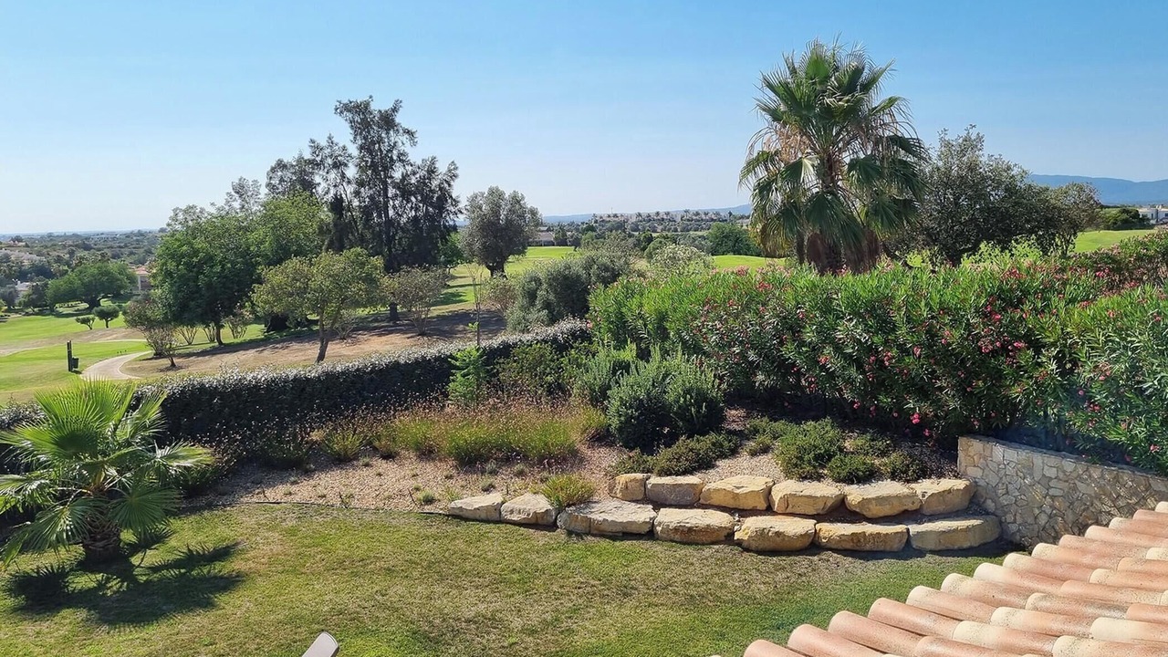 Photo of Outdoor in Estombar