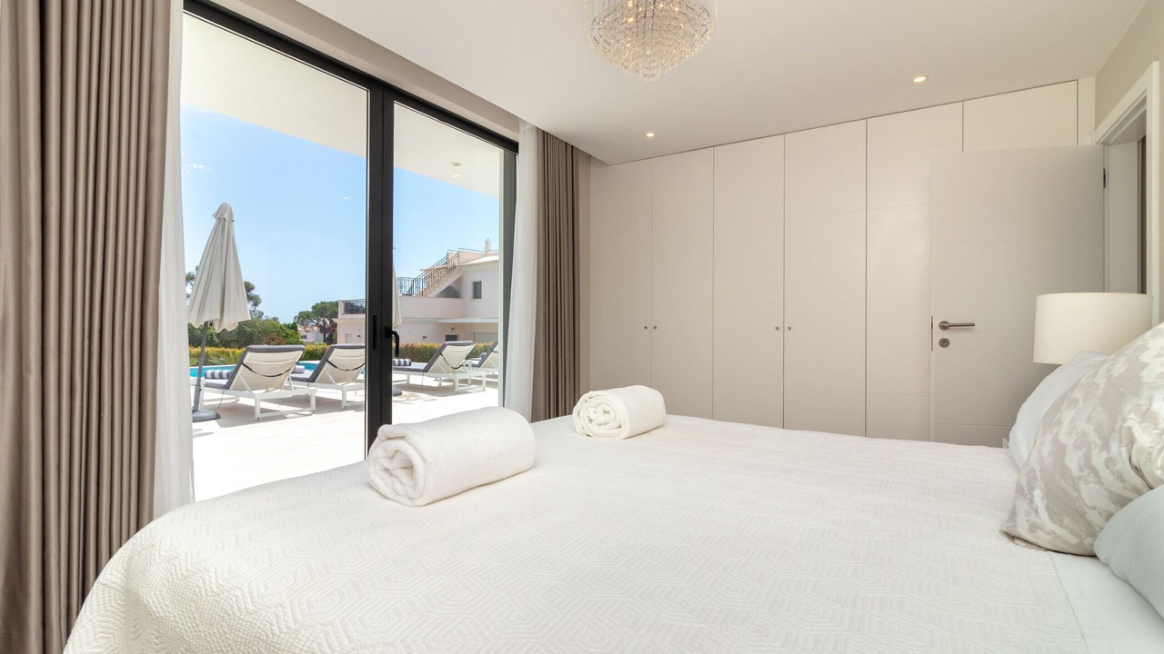 Photo of Bedroom in Mato Serrao