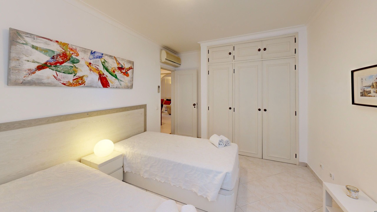 Photo of Bedroom in Alpouvar