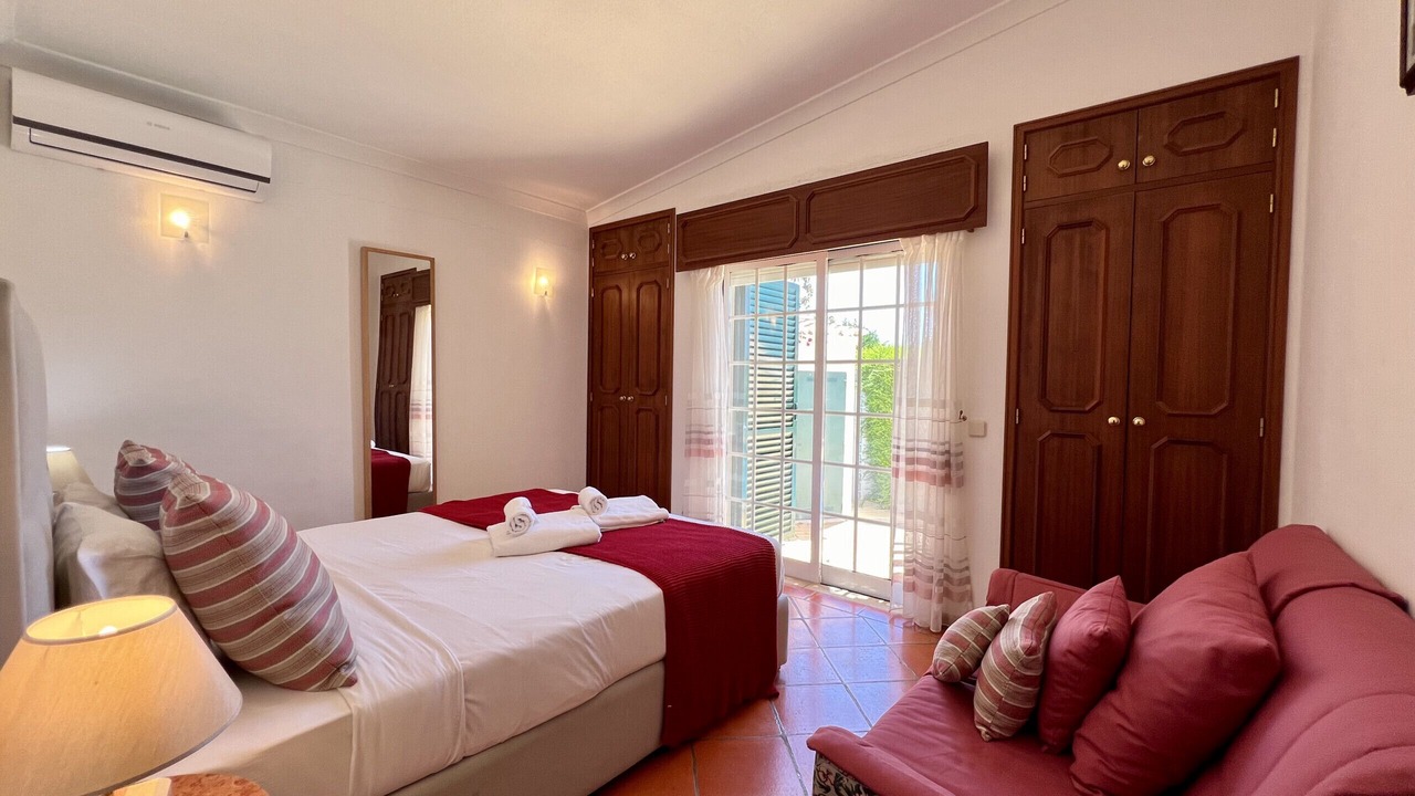 Photo of Bedroom in Alcalar