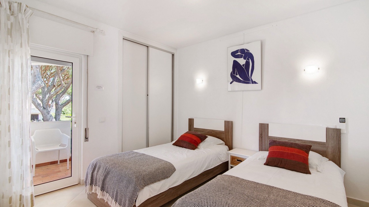 Photo of Bedroom in Vale do Lobo