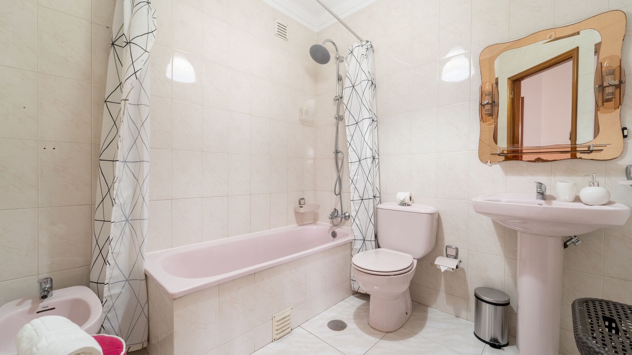 Photo of Bathroom in Viana do Castelo