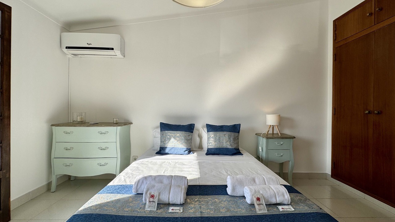 Photo of Bedroom in Gambelas