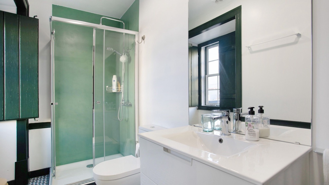 Photo of Bathroom in Sao Martinho do Porto