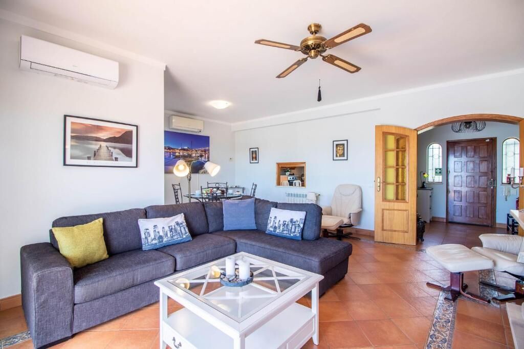 Photo of Livingroom in Benatrite