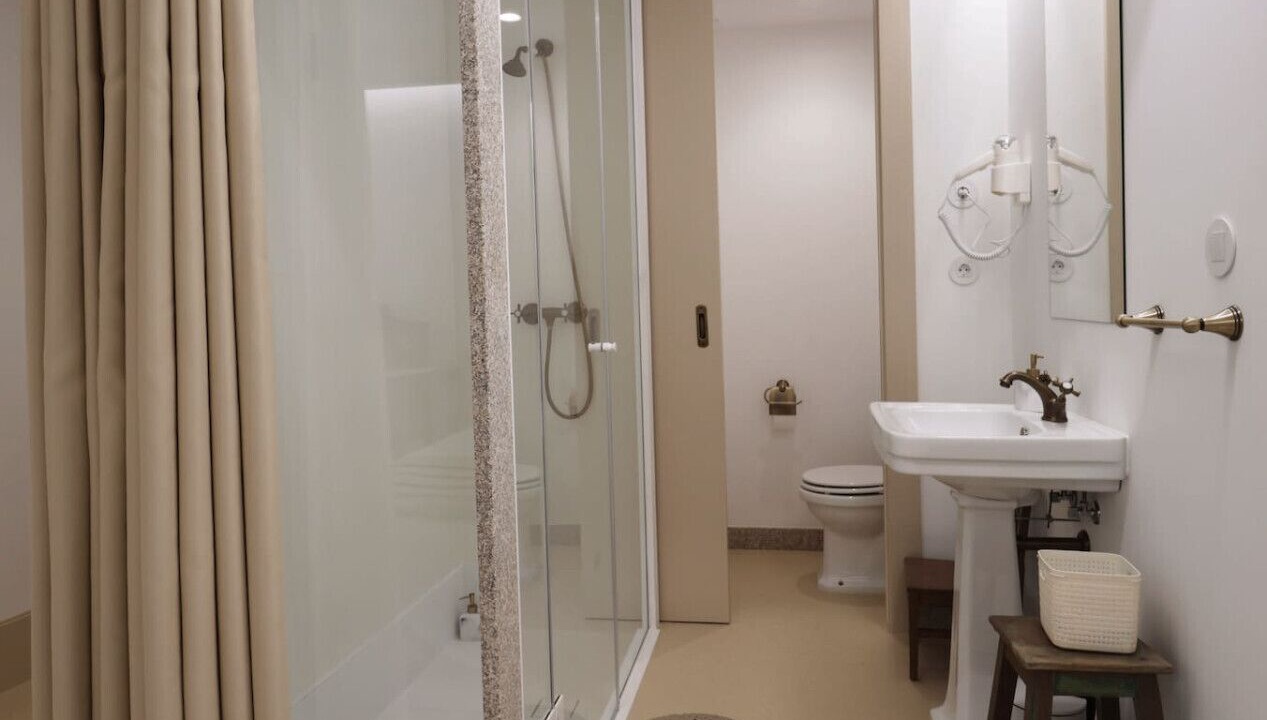 Photo of Bathroom in Penafiel