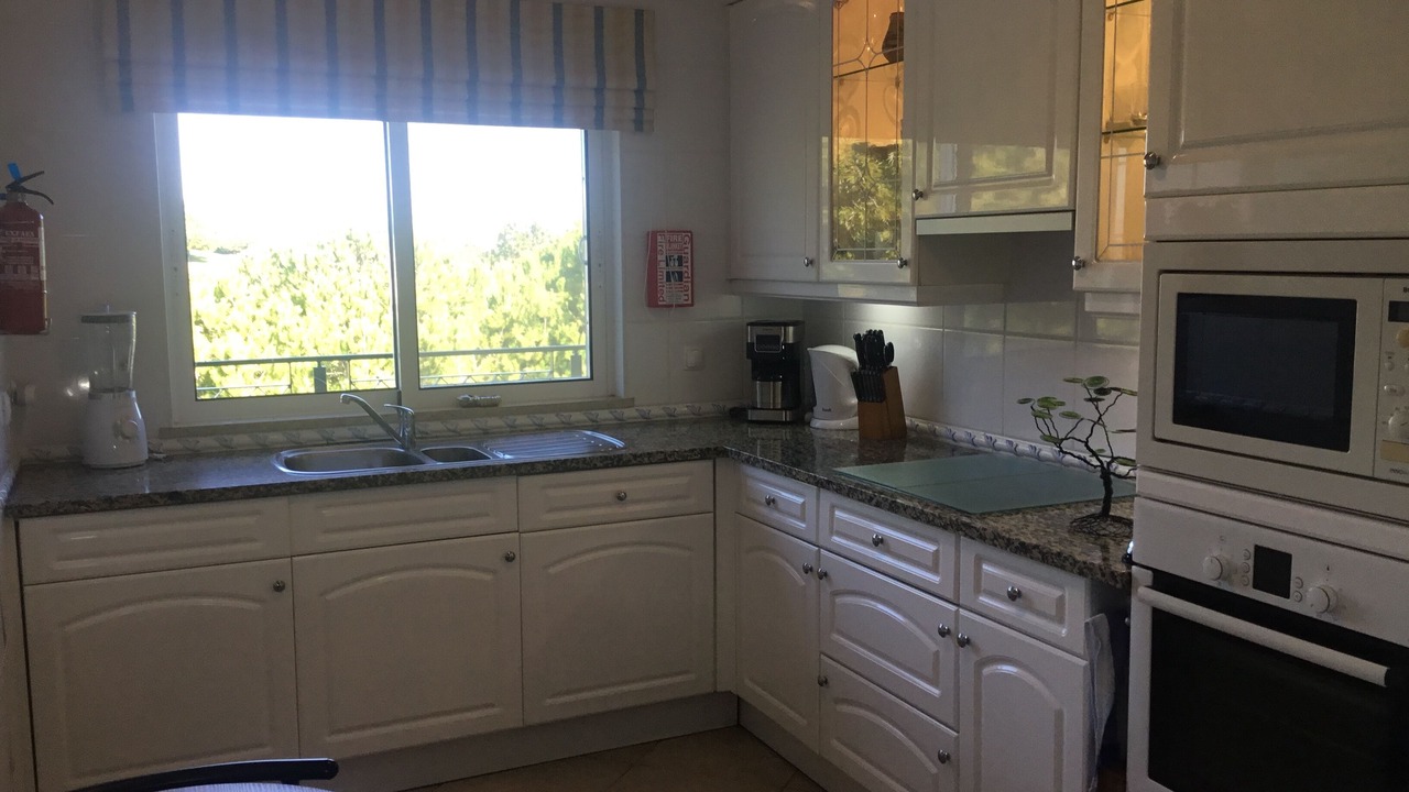 Photo of Kitchen in Atalaia