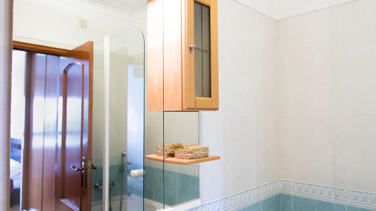 Photo of Bathroom in Odivelas