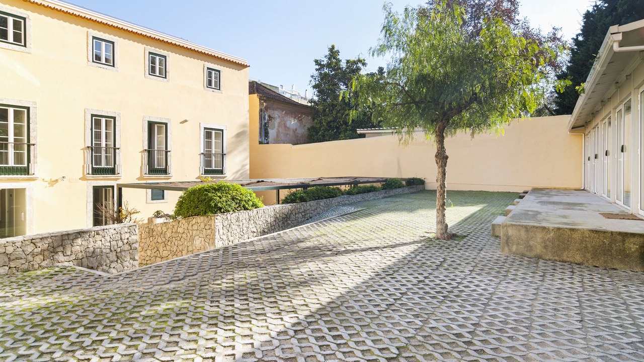 Photo of Outdoor in Sao Domingos de Benfica