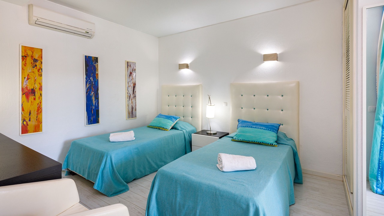 Photo of Bedroom in Vale do Lobo