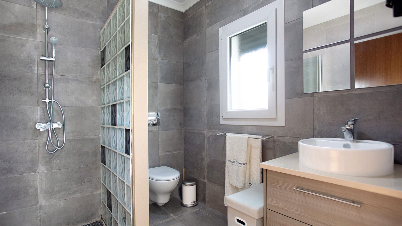 Photo of Bathroom in Caldas da Rainha