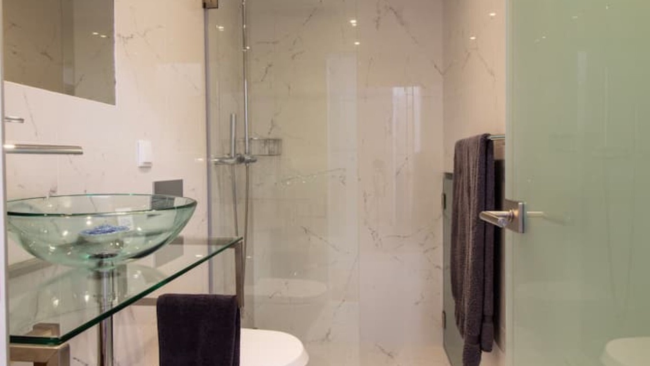 Photo of Bathroom in Faro City Centre