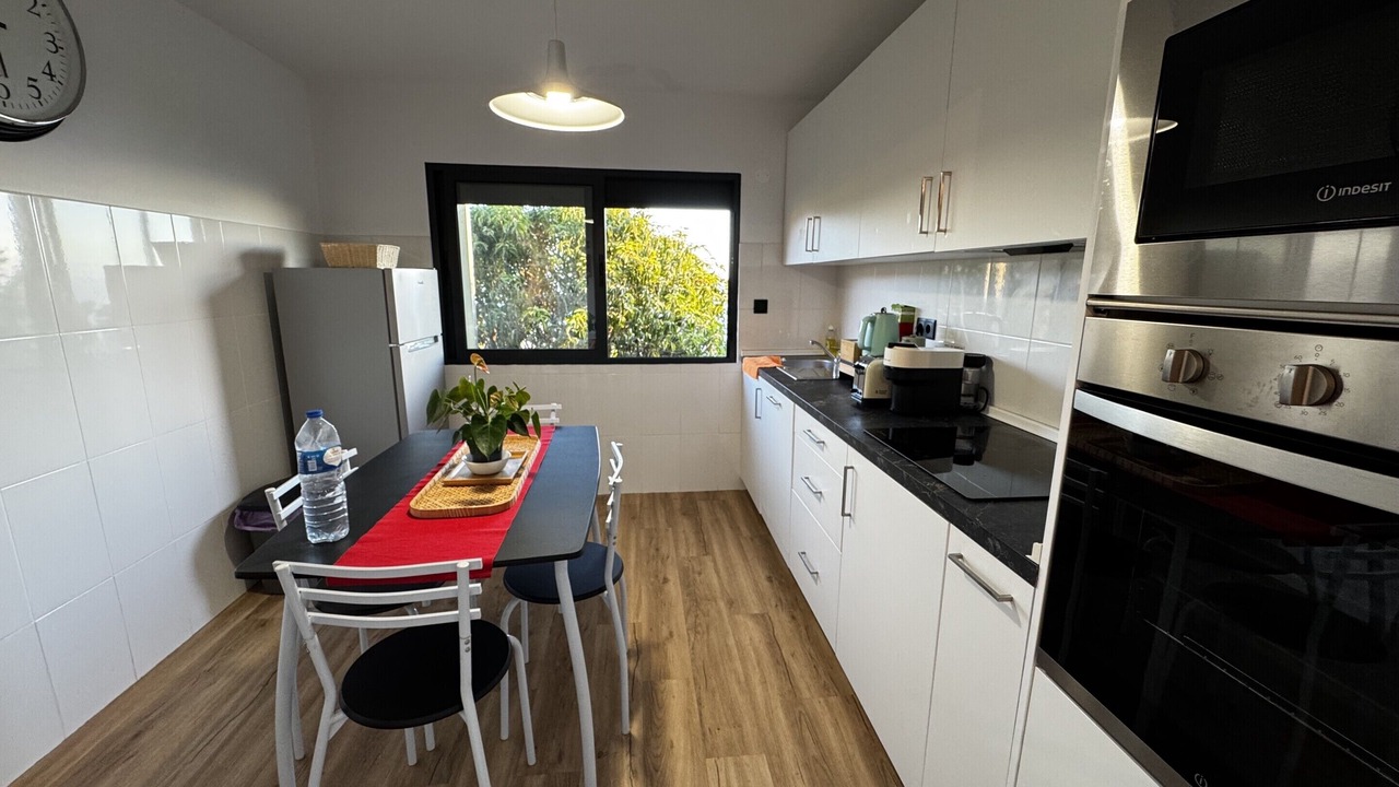 Photo of Kitchen in Lombo do Doutor