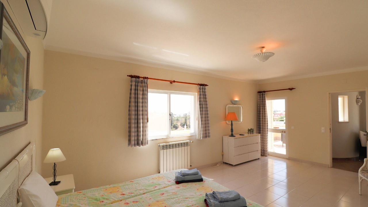 Photo of Bedroom in Mato Serrao