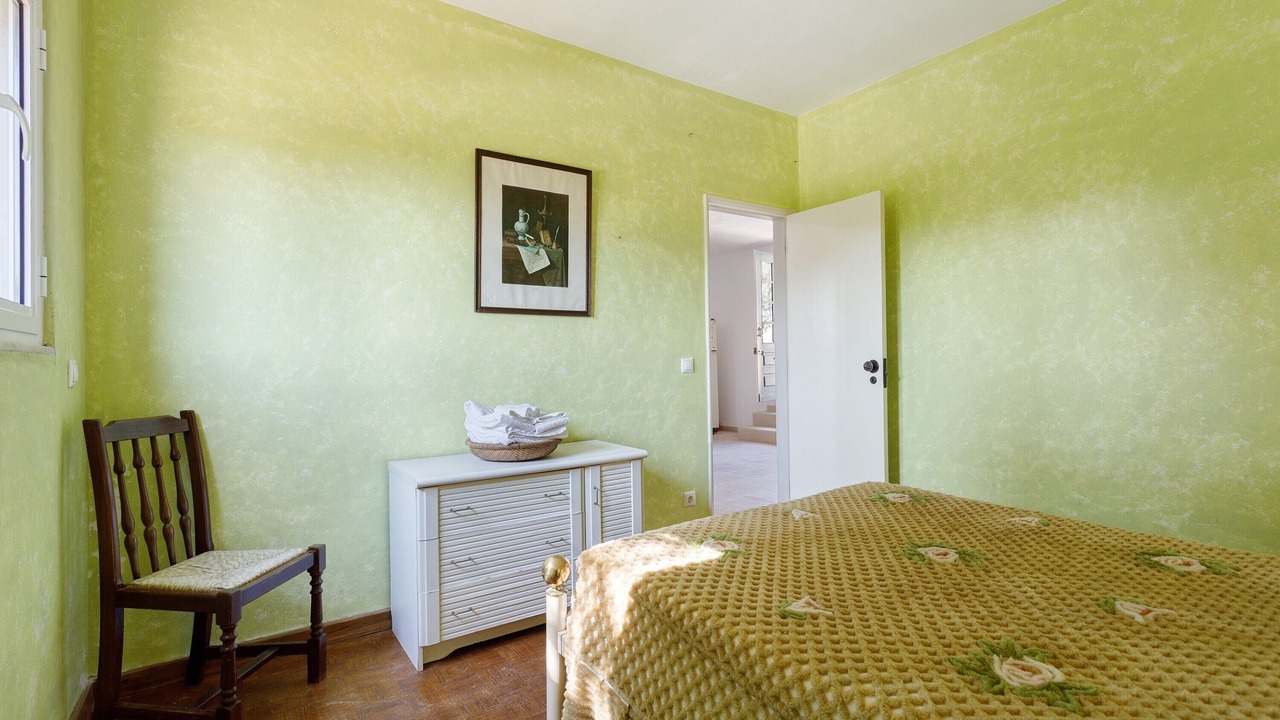 Photo of Bedroom in Alenquer