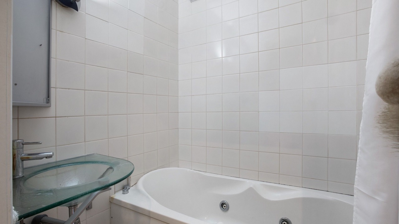 Photo of Bathroom in Alenquer