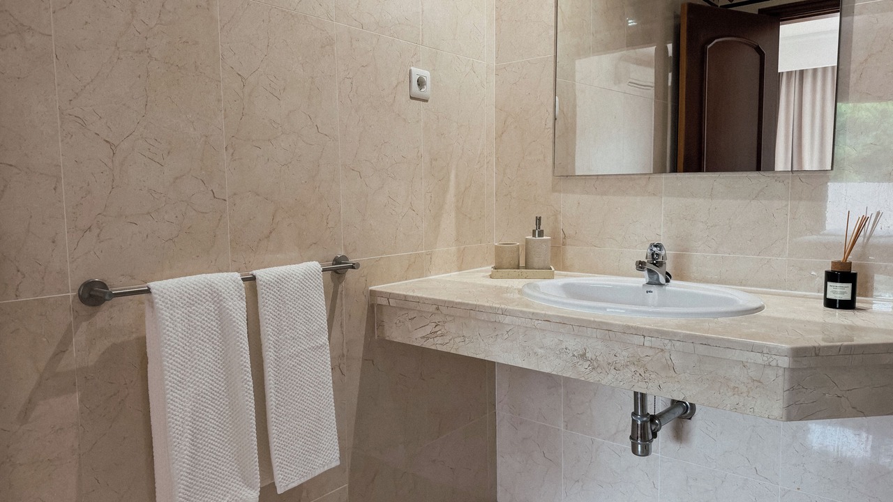 Photo of Bathroom in Vale do Garrao