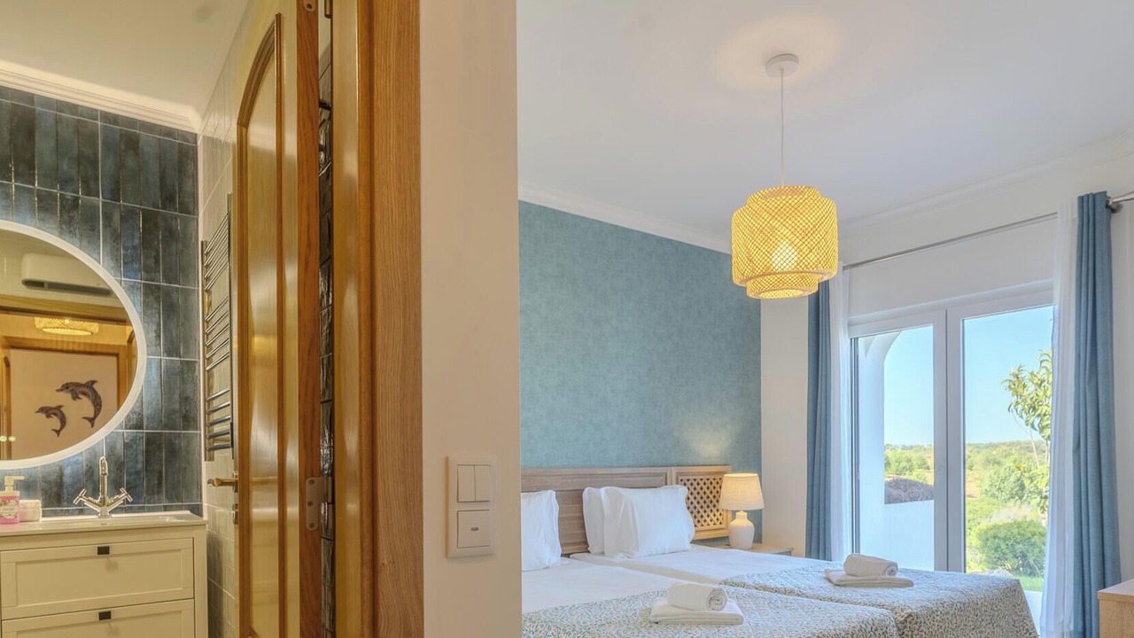 Photo of Bedroom in Alpouvar