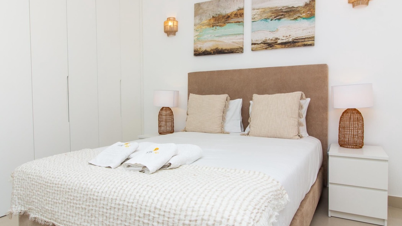 Photo of Bedroom in Vale Navio