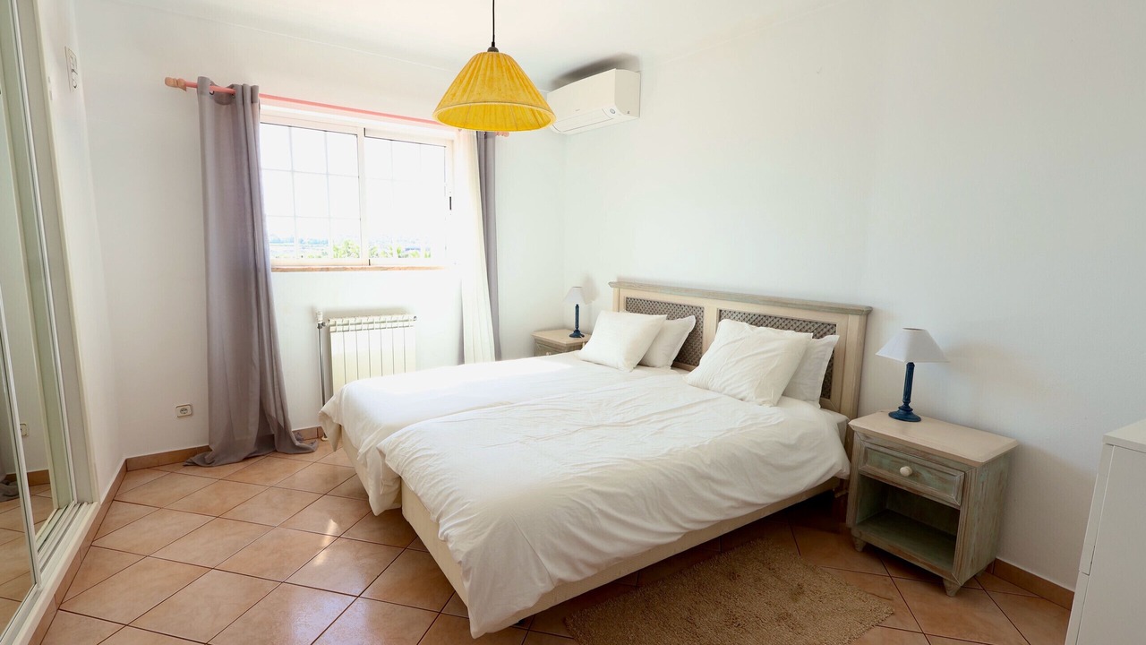 Photo of Bedroom in Lagoa e Carvoeiro