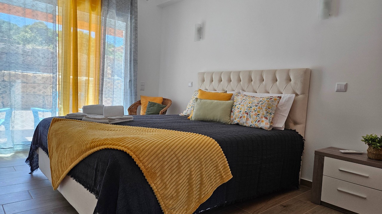 Photo of Bedroom in Moncarapacho e Fuseta