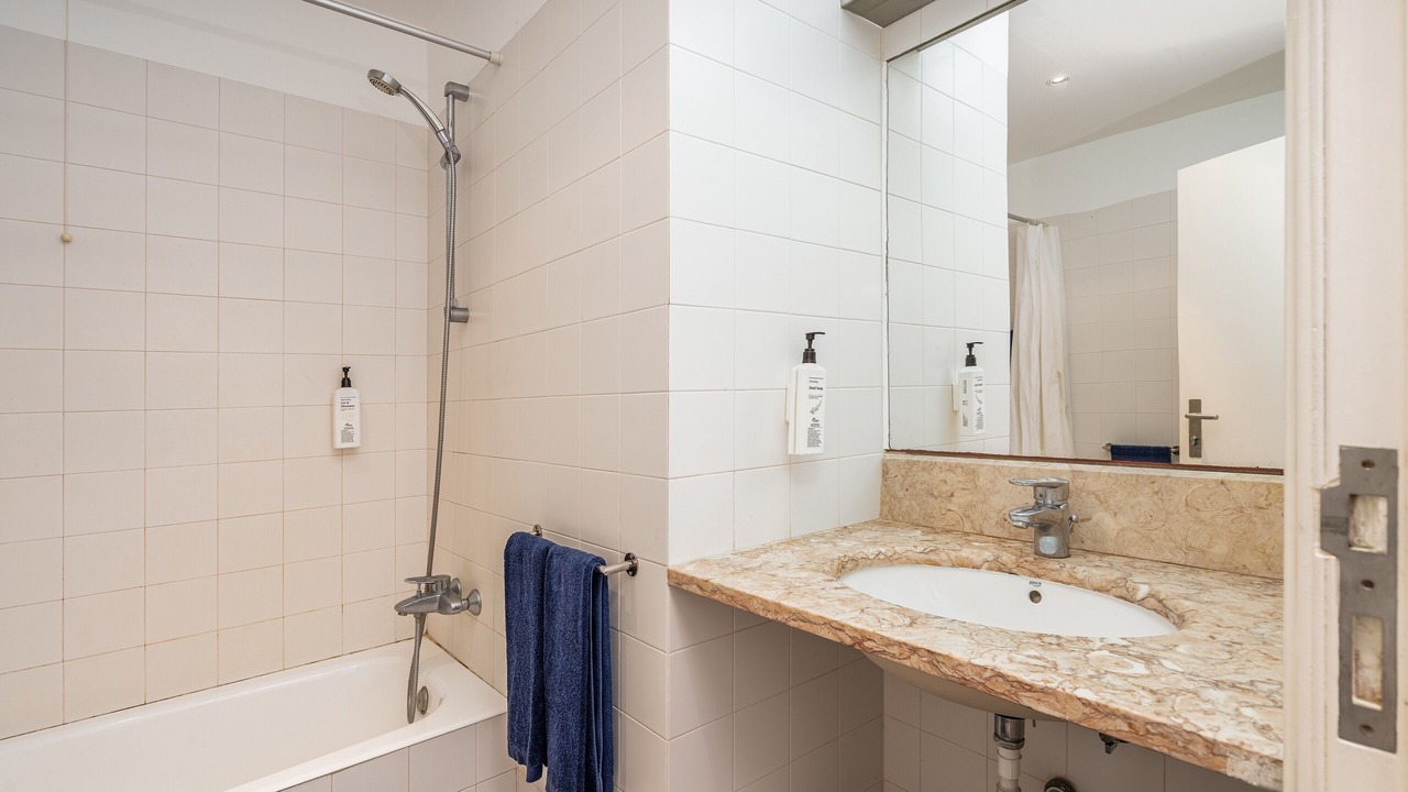 Photo of Bathroom in Aljezur
