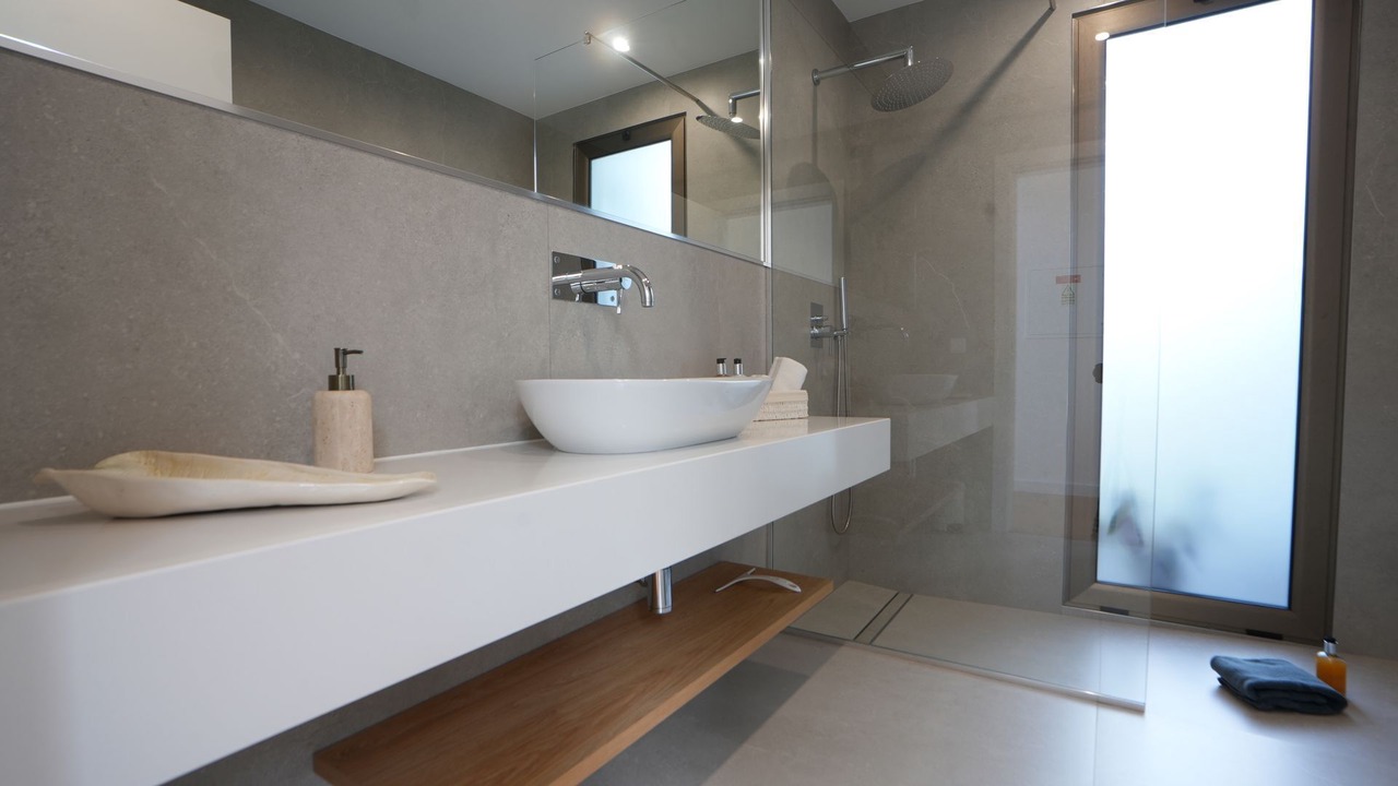 Photo of Bathroom in Calheta