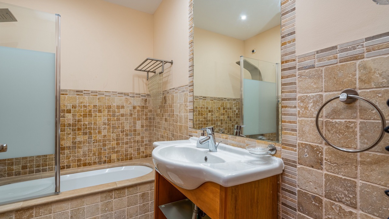 Photo of Bathroom in Estombar