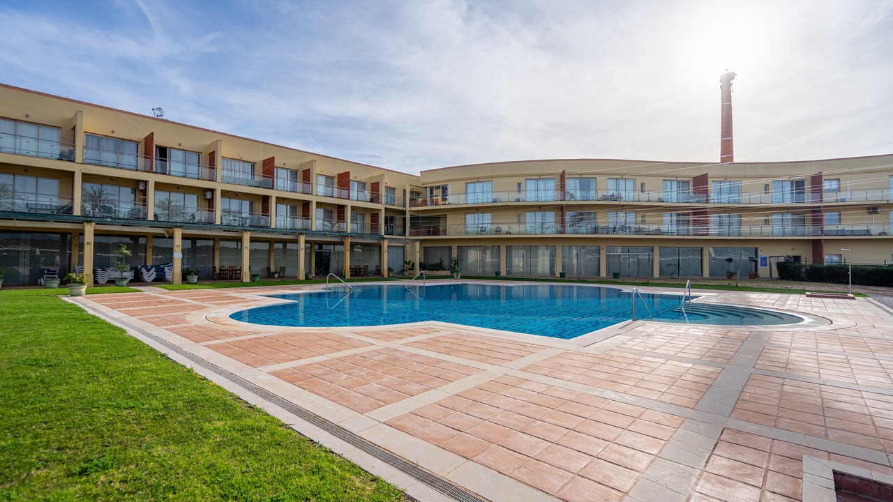 Photo of Outdoor in Estombar