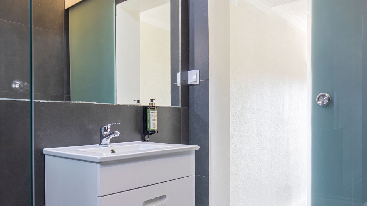 Photo of Bathroom in Magoito