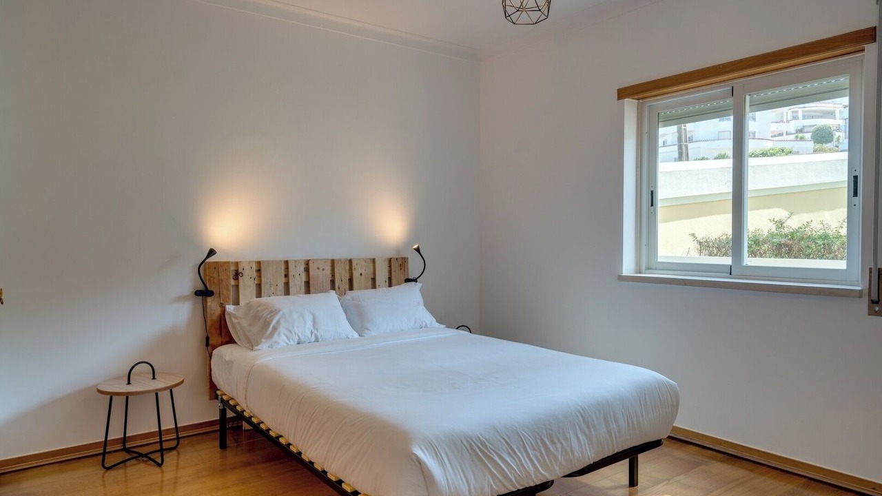 Photo of Bedroom in Ericeira