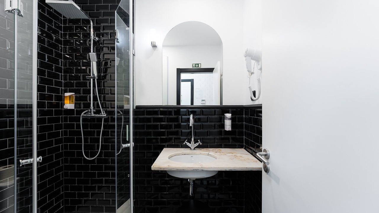 Photo of Bathroom in Sao Jorge de Arroios