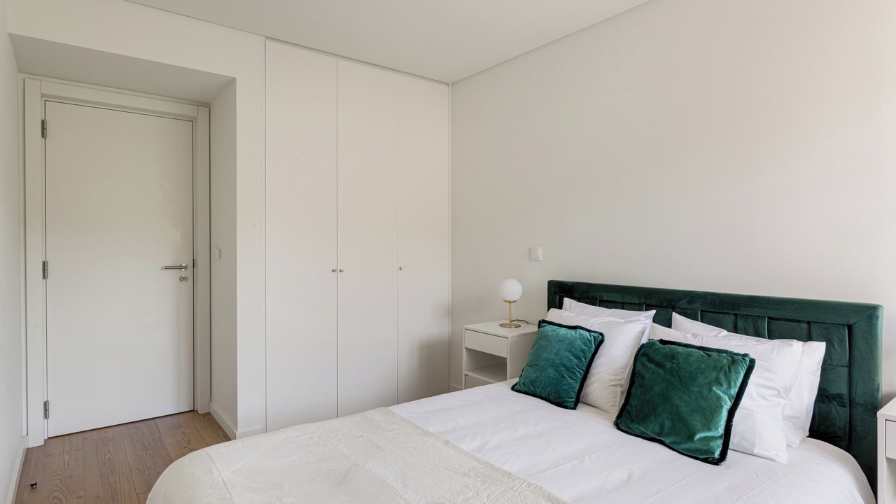 Photo of Bedroom in Linda-a-Velha