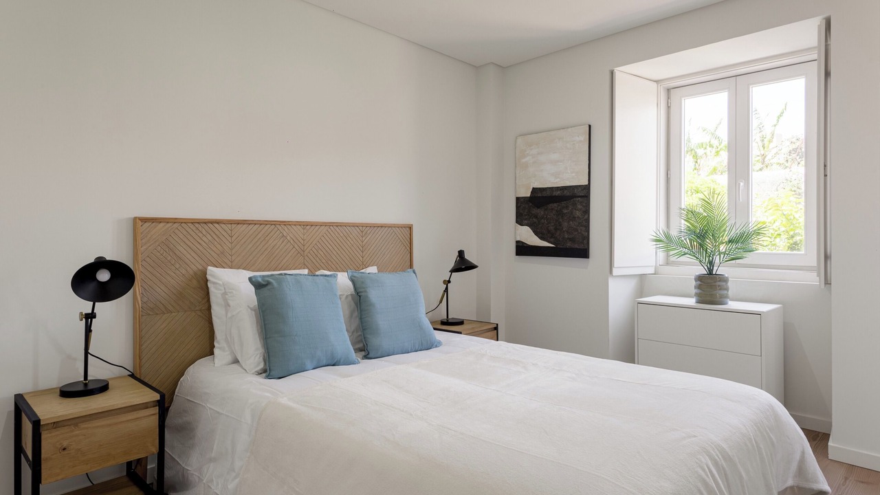 Photo of Bedroom in Linda-a-Velha