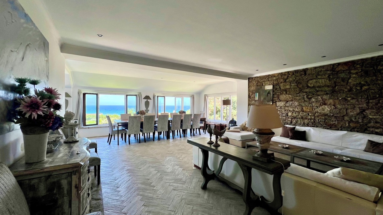 Photo of Livingroom in Colares