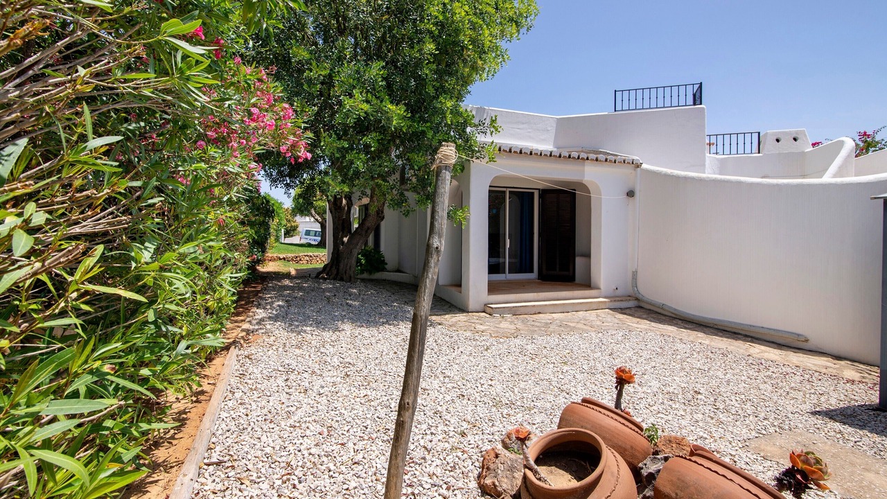 Photo of Outdoor in Alpouvar