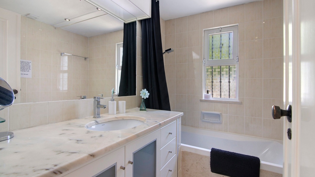 Photo of Bathroom in Alpouvar