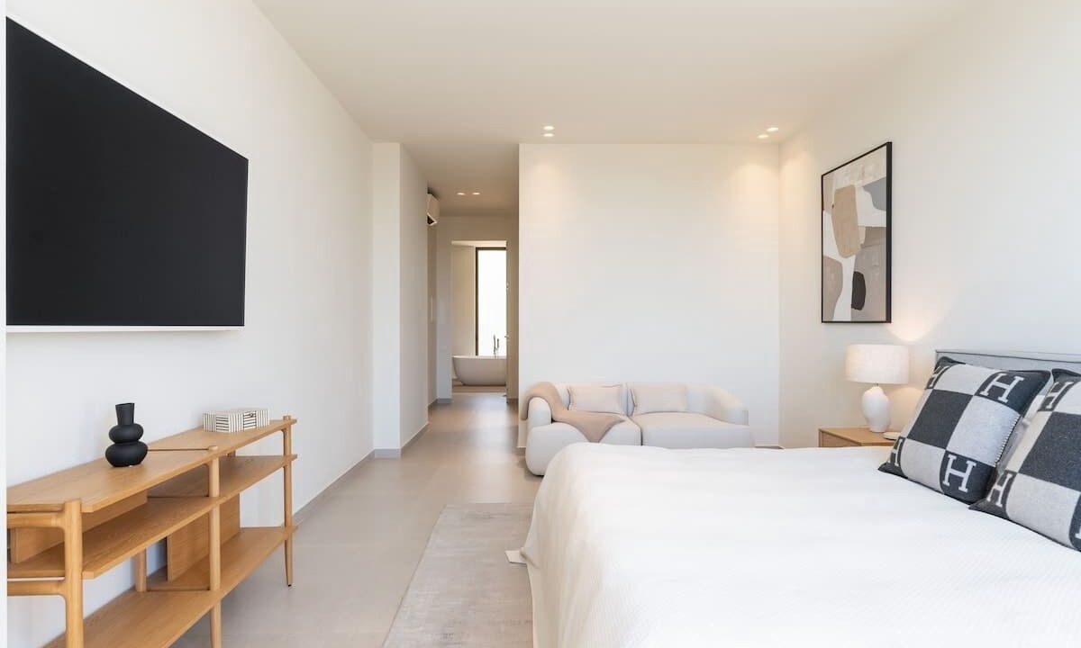Photo of Bedroom in Almancil