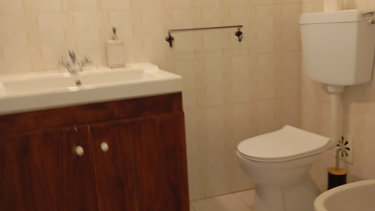 Photo of Bathroom in Amadora